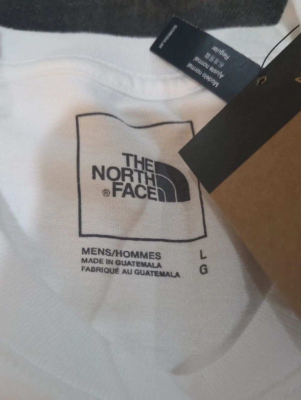 The North Face New White Tee Shirt In Perfect NWT Condition! Size L⭐️🏞🌙⭐️